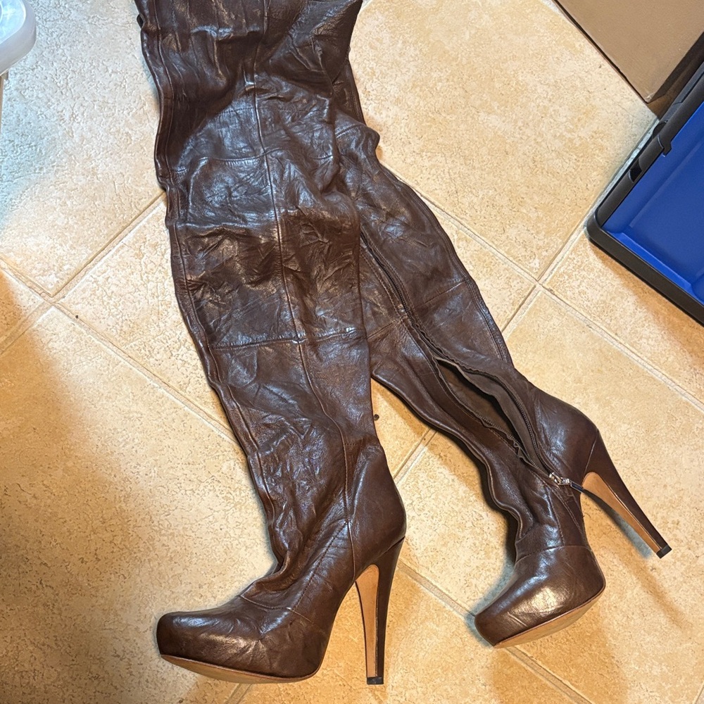 Report Signature Brown Leather Ankle Boots